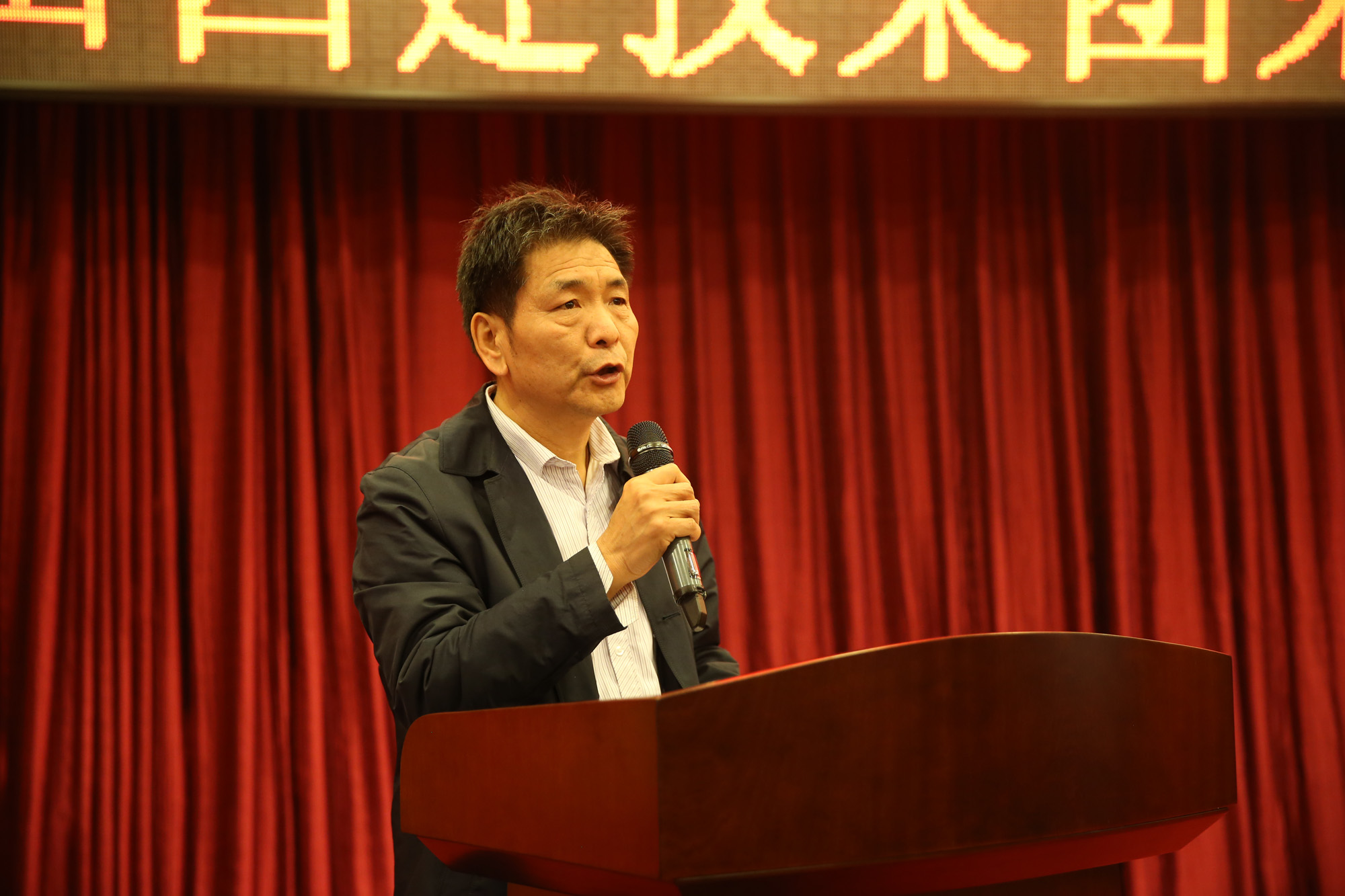 港澳铁盘神算5042论坛