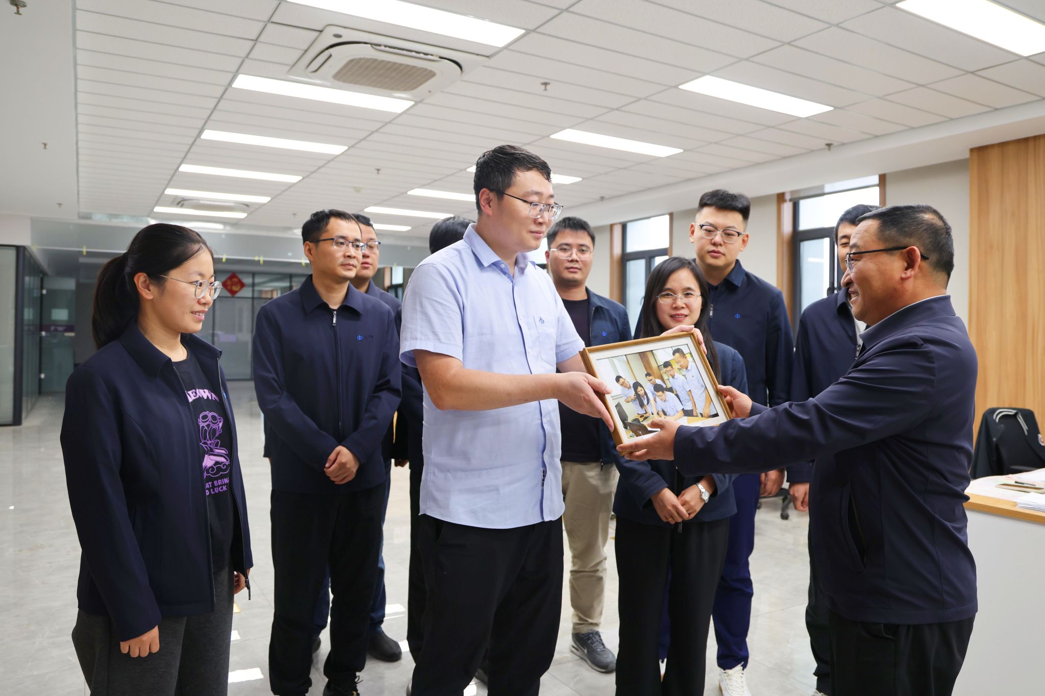 港澳铁盘神算5042论坛